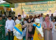 84 Jamaah Haji Barsel Diberangkatkan, Bupati Eddy Raya Samsuri Pesankan Jaga Kesehatan dan Kekompakan